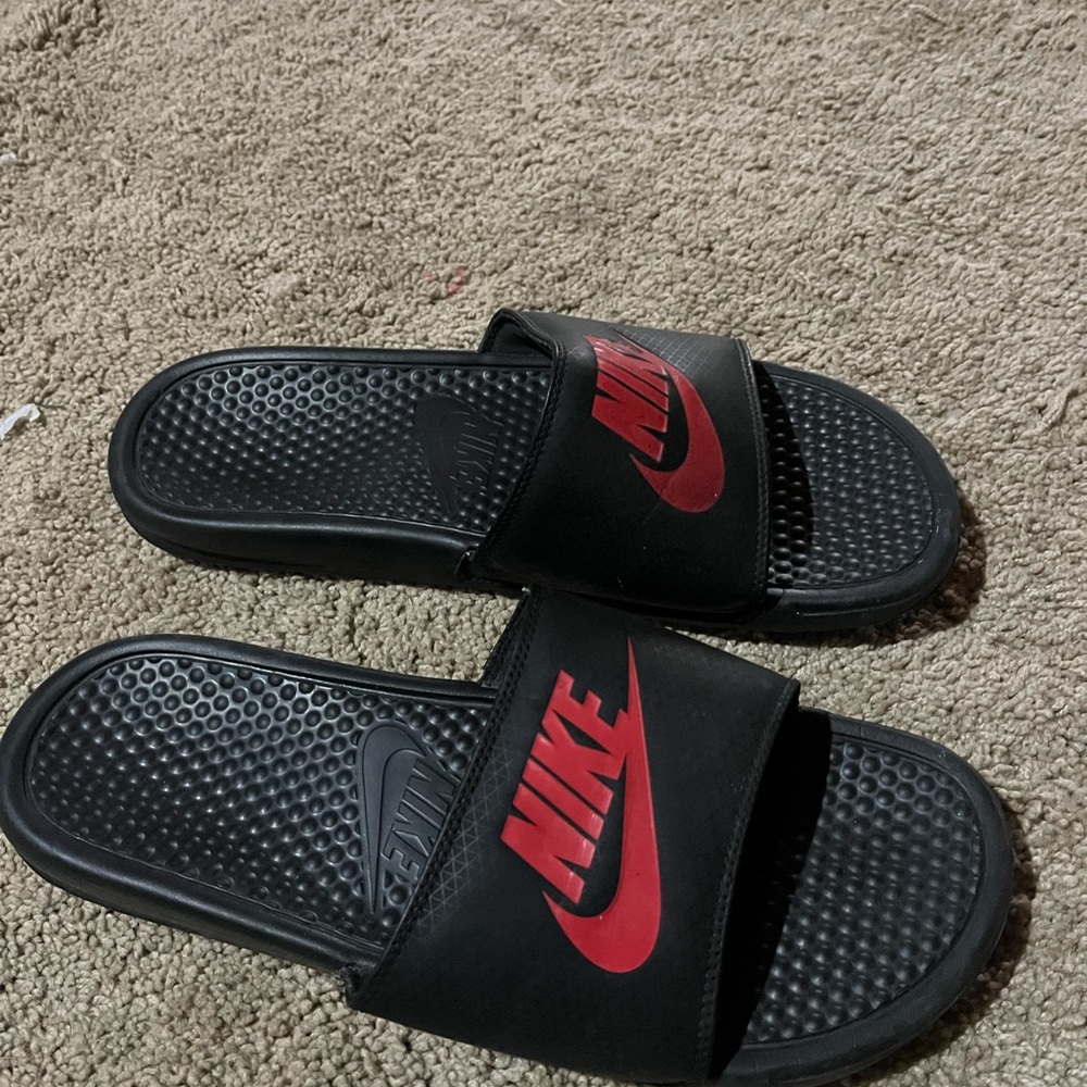 nike slides